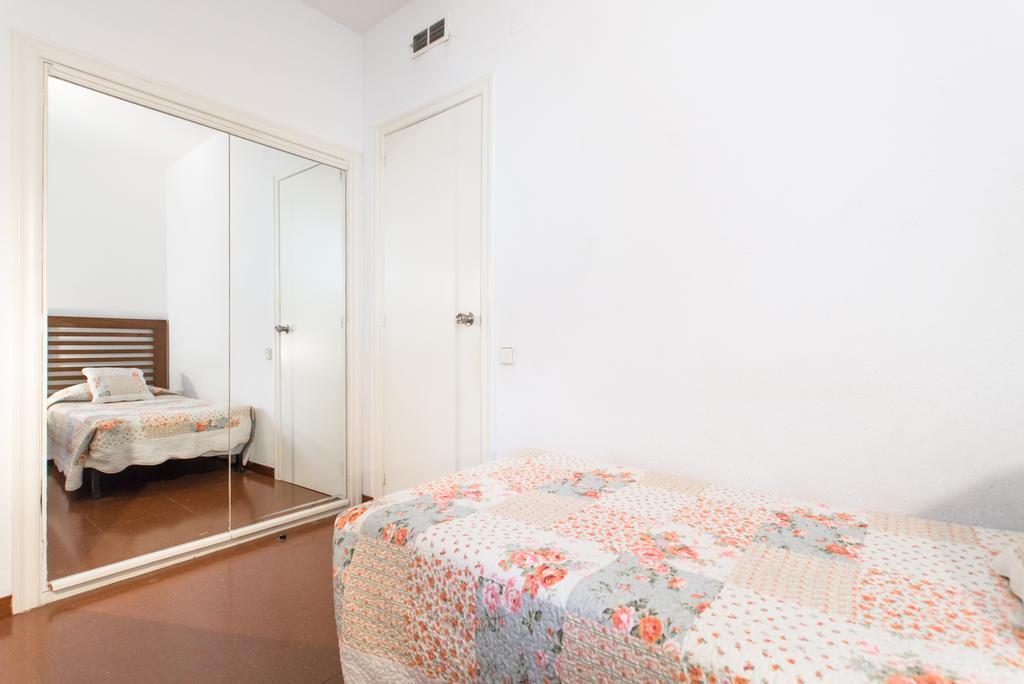 Sweet Bcn Apartments Барселона Екстер'єр фото