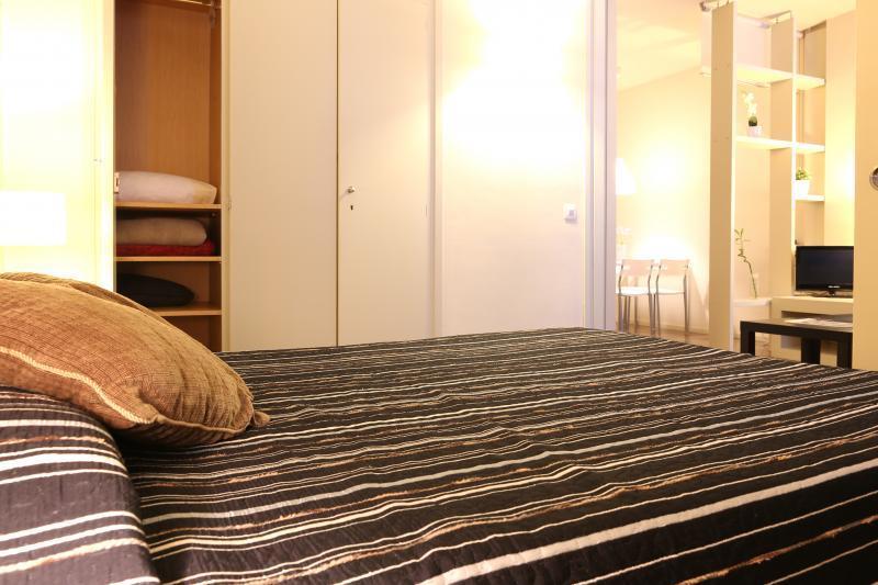 Sweet Bcn Apartments Барселона Екстер'єр фото